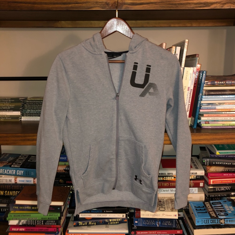 Under Armour Grey Boys Sweatshirt M EUC